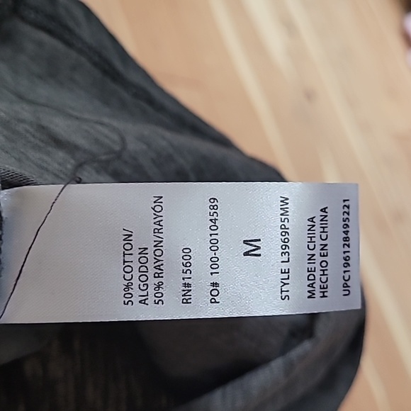 Wit & Wisdom Ruffled Top, Size M, Charcoal, Vintage Black - Picture 4 of 7